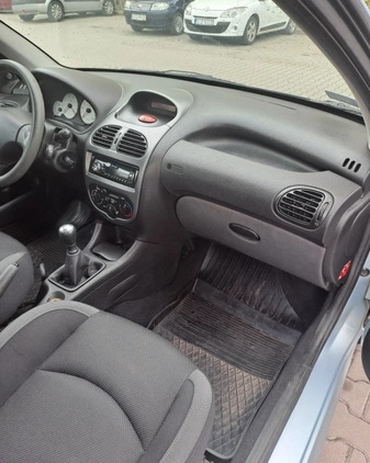 Peugeot 206 cena 5300 przebieg: 225990, rok produkcji 2005 z Żnin małe 29